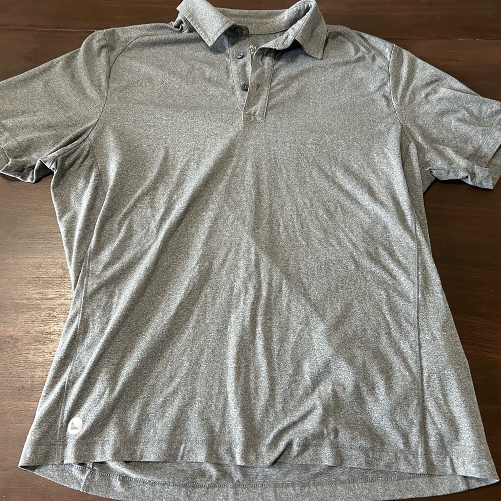UNTUCKit Men's Heathered Light Gray Performance Polo